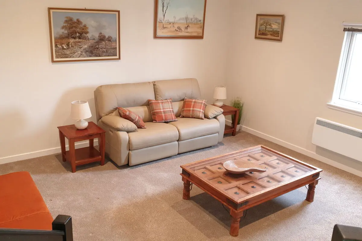 Lounge — Meadows 2