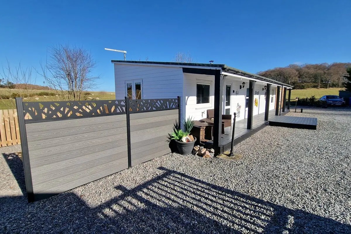 Meadows 1 exterior with deck